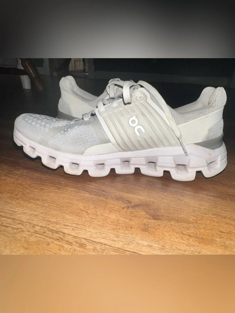 On Running breathable knit